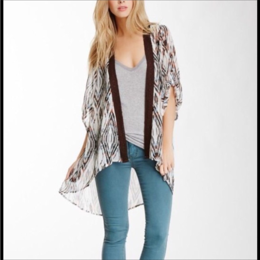 Bellatrix Women’s Sheer Kimono Cover Up Size M